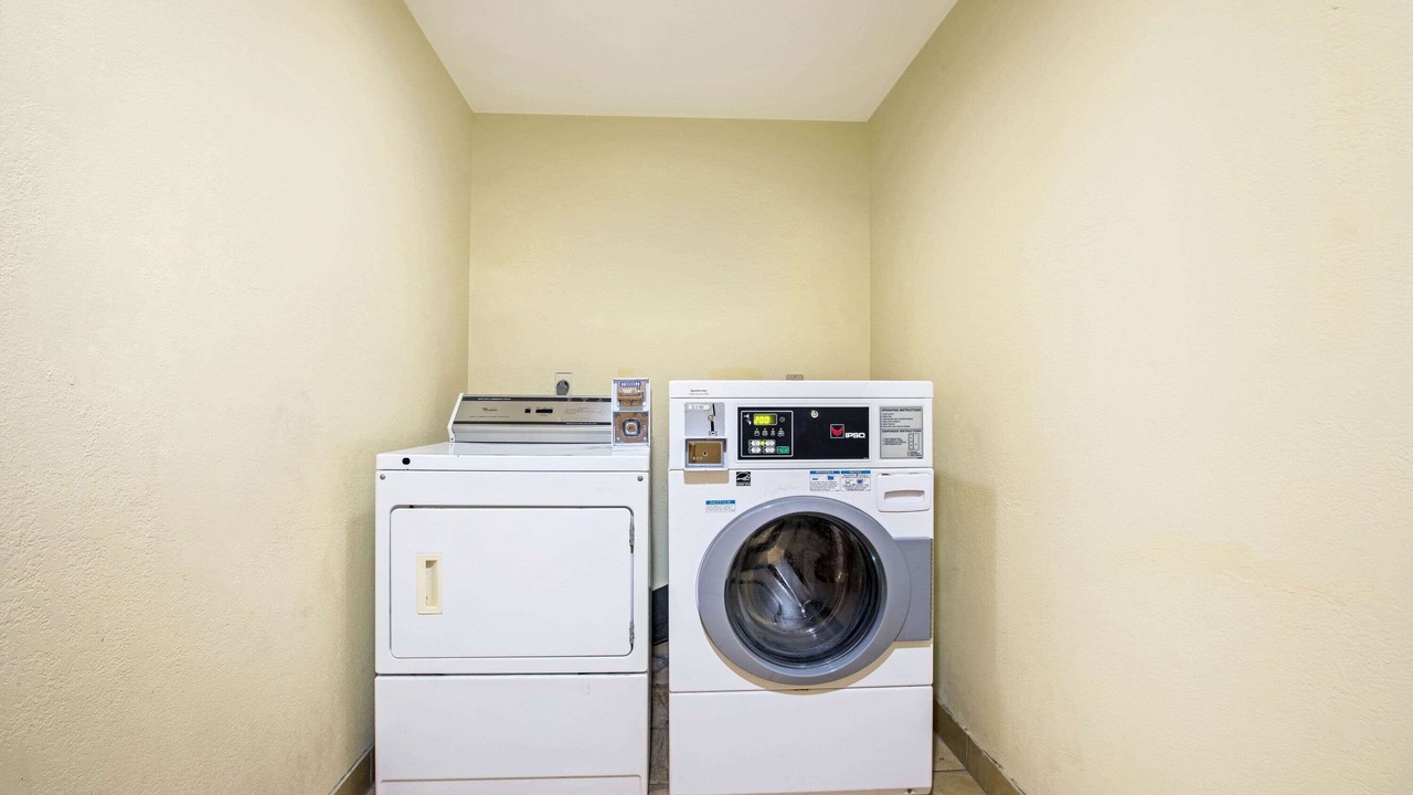 Photo of Bedroom in Salina