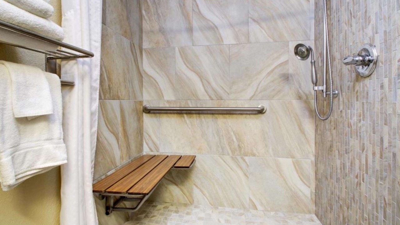Photo of Bathroom in Morehead