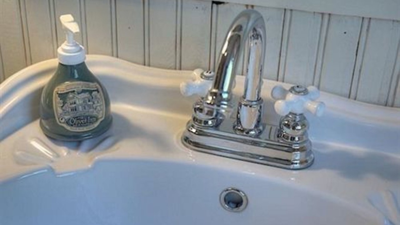 Photo of Bathroom in West Washington