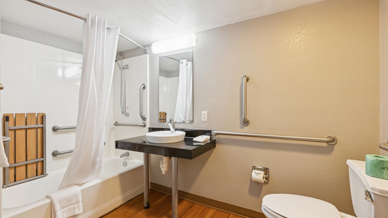 Photo of Bathroom in Piscataway