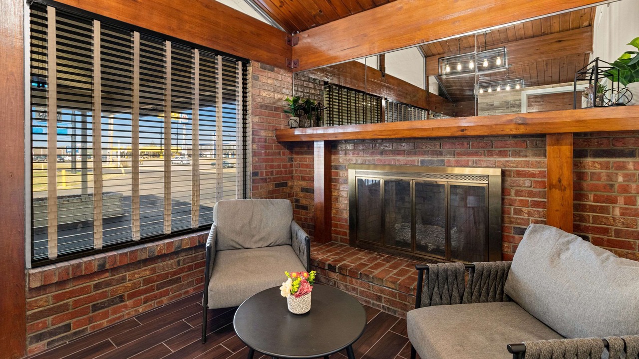 Photo of Livingroom in Dickson