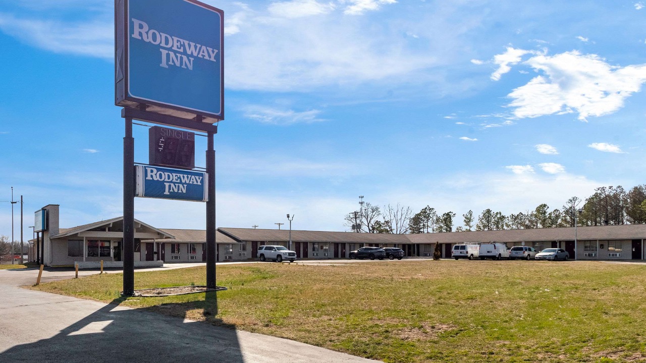 Photo of Outdoor in Dickson