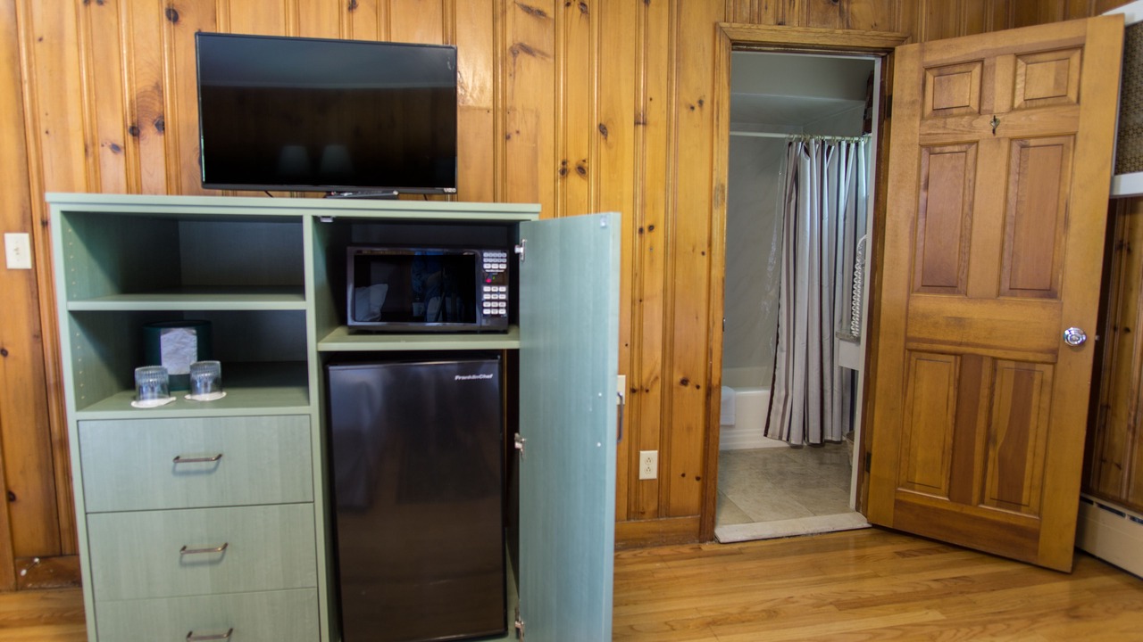 Photo of Bedroom in Lenox