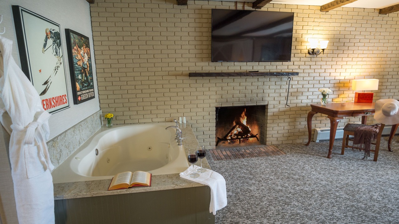 Photo of Bedroom in Lenox