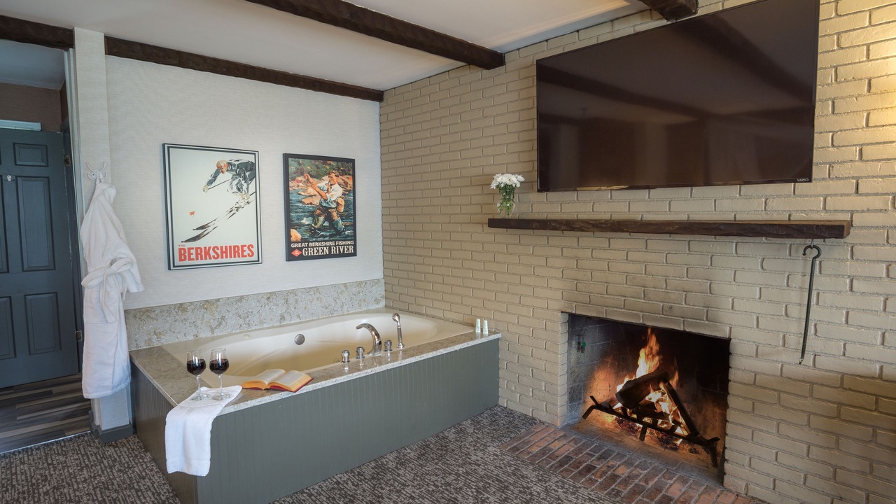 Photo of Bedroom in Lenox