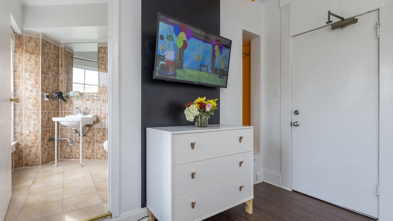 Photo of Bedroom in Civic Center