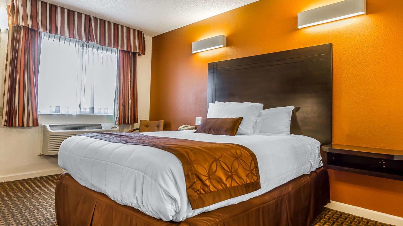 Photo of Bedroom in Rohnert Park