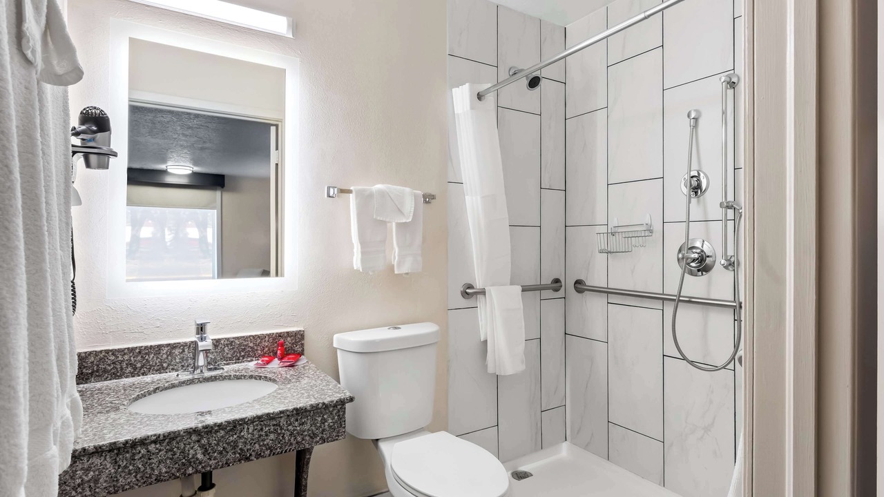 Photo of Bathroom in Duncan