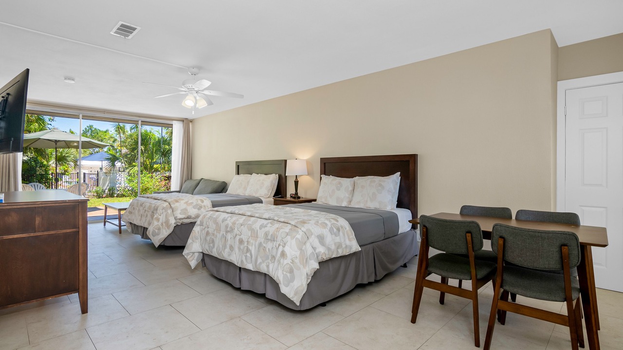 Photo of Bedroom in Palm River Estates