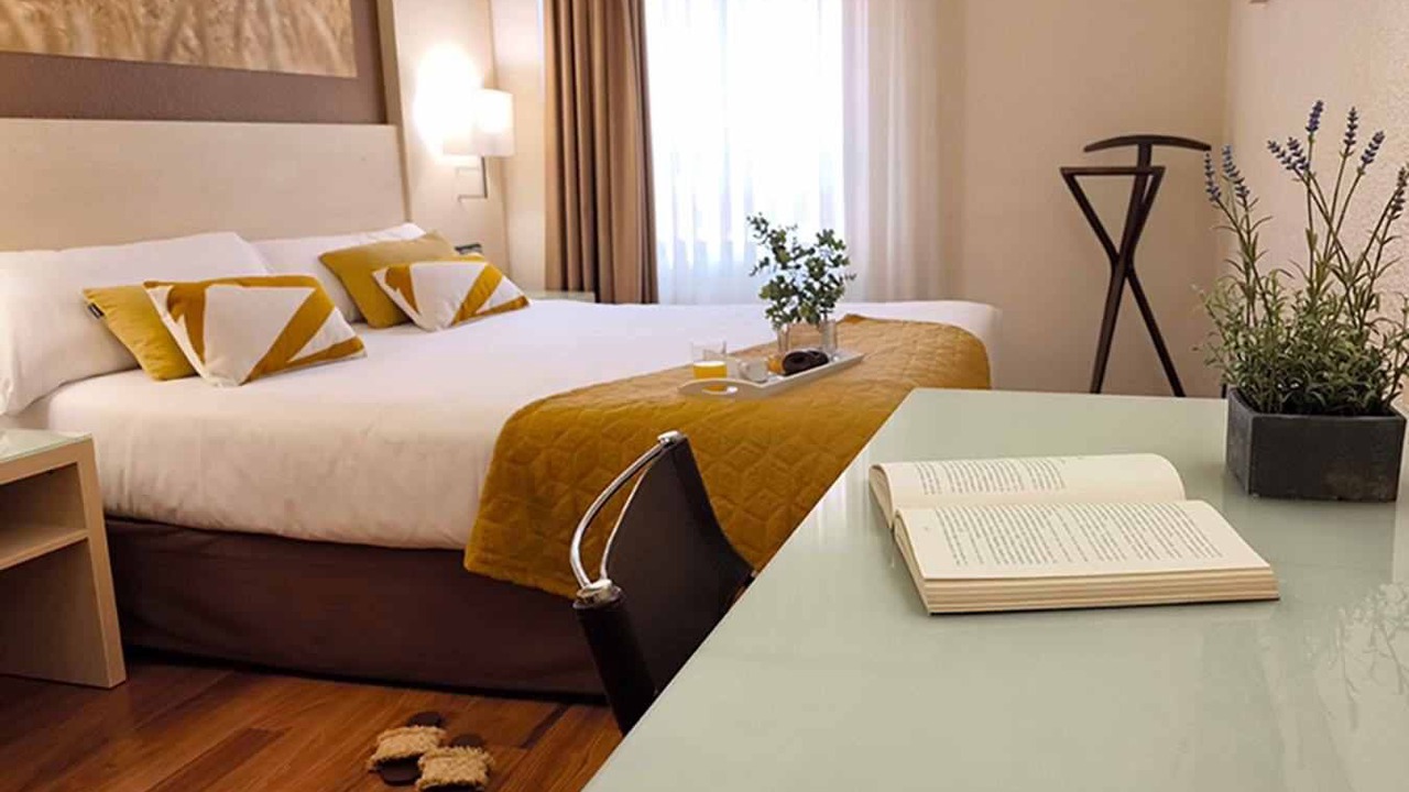 Photo of Bedroom in Logrono City Centre