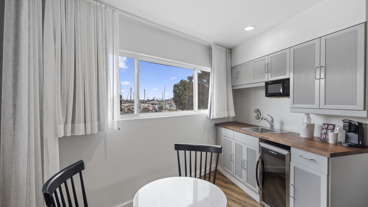 Photo of Bedroom in Roseville - Fleet Ridge