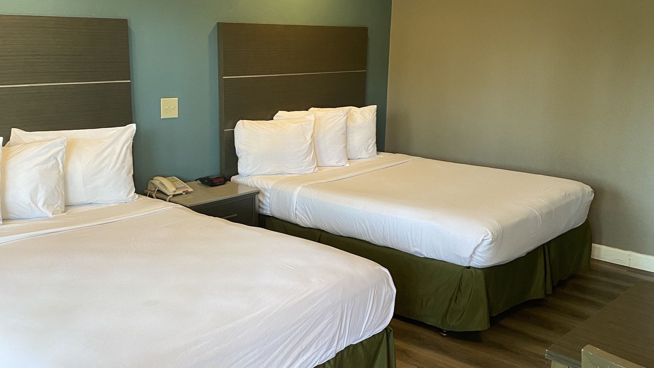 Photo of Bedroom in Lincoln Acres
