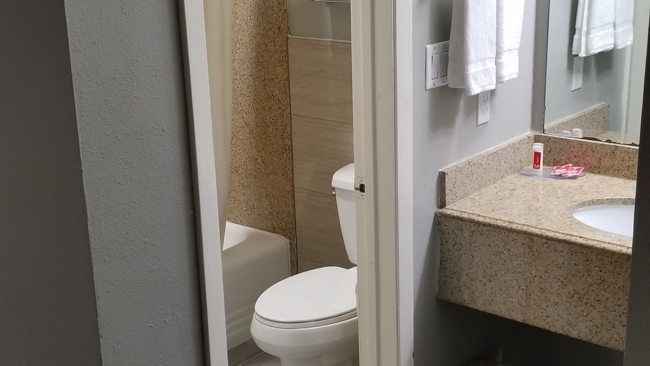 Photo of Bathroom in US 290