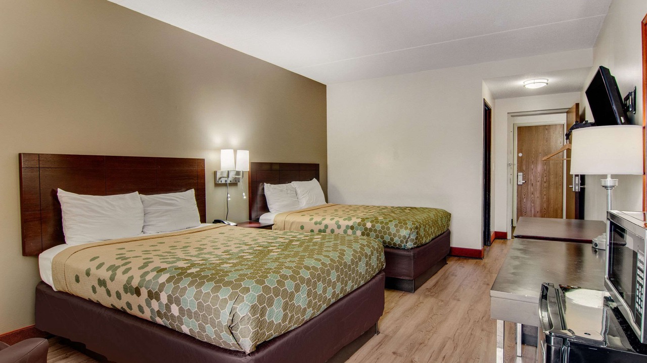 Photo of Bedroom in Cadillac