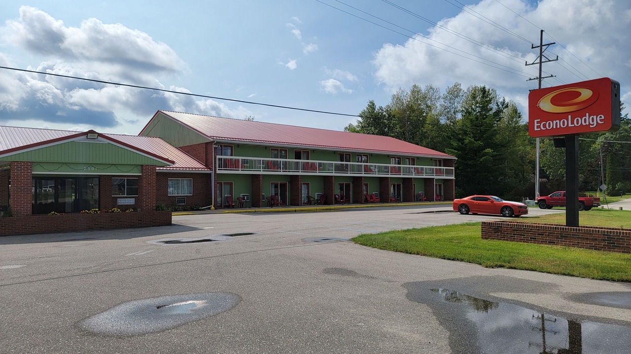 Photo of Outdoor in Cadillac