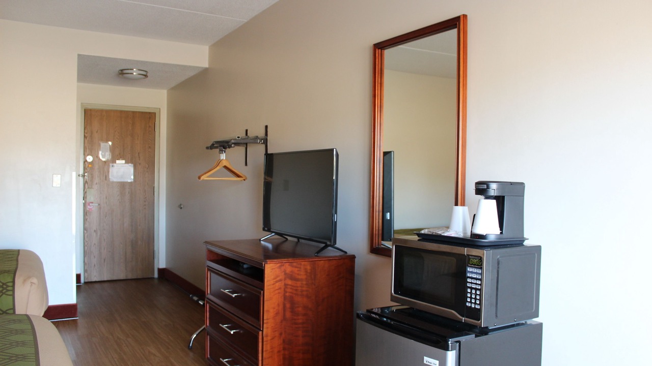Photo of Bedroom in Cadillac