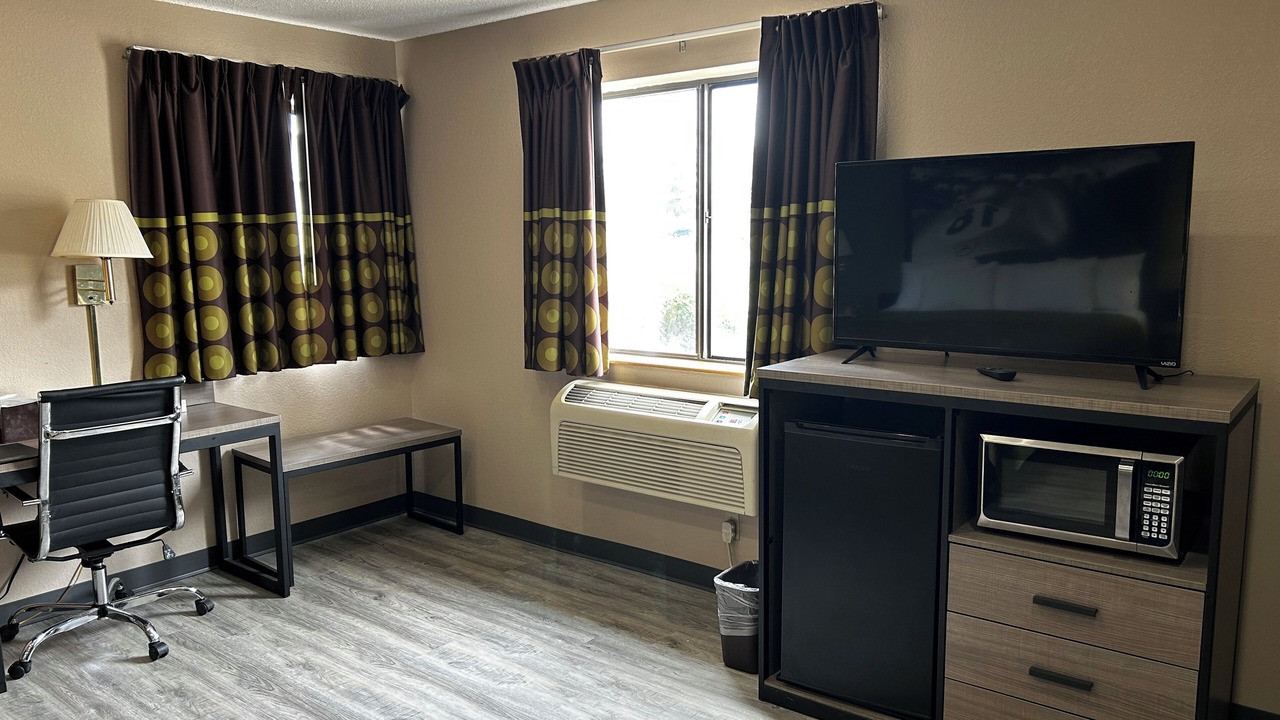 Photo of Others in Knoxville