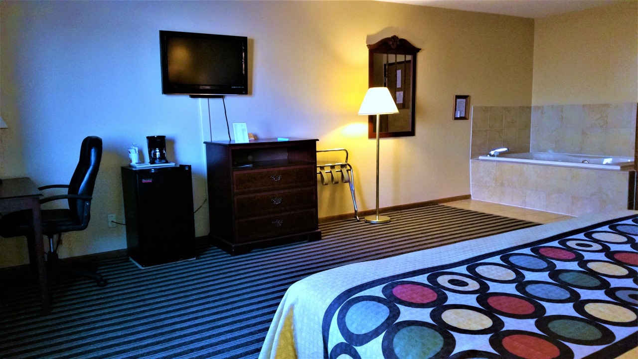 Photo of Bedroom in Iowa Falls