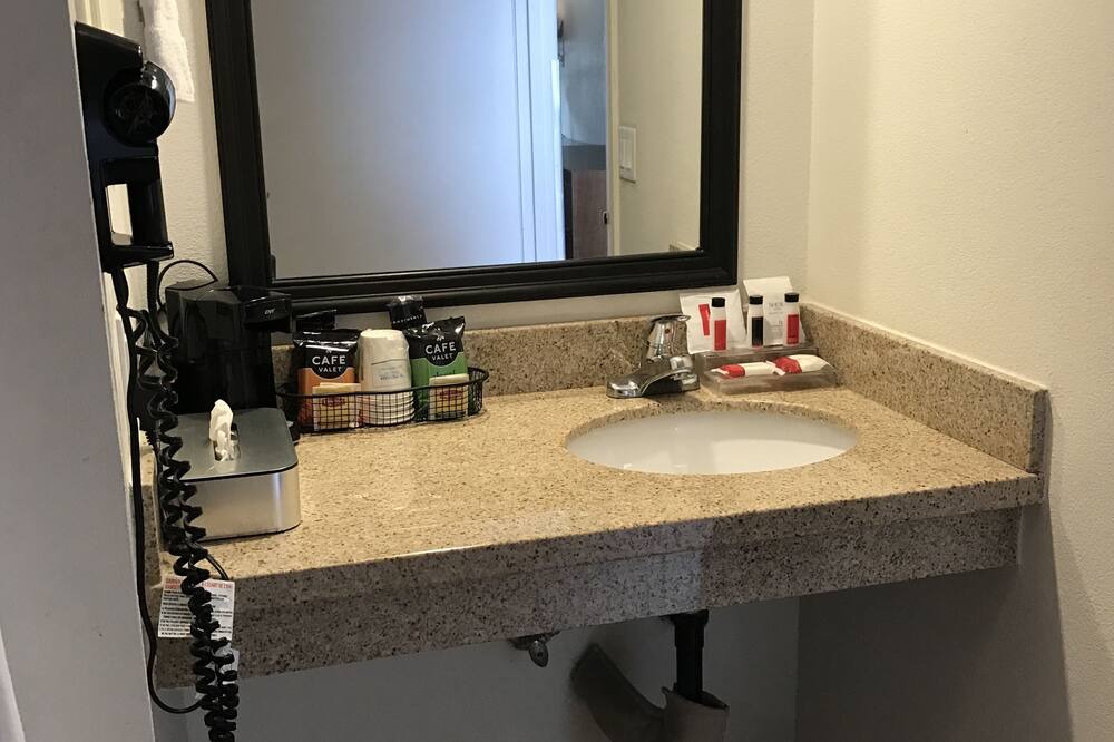 Photo of Bathroom in Torrance