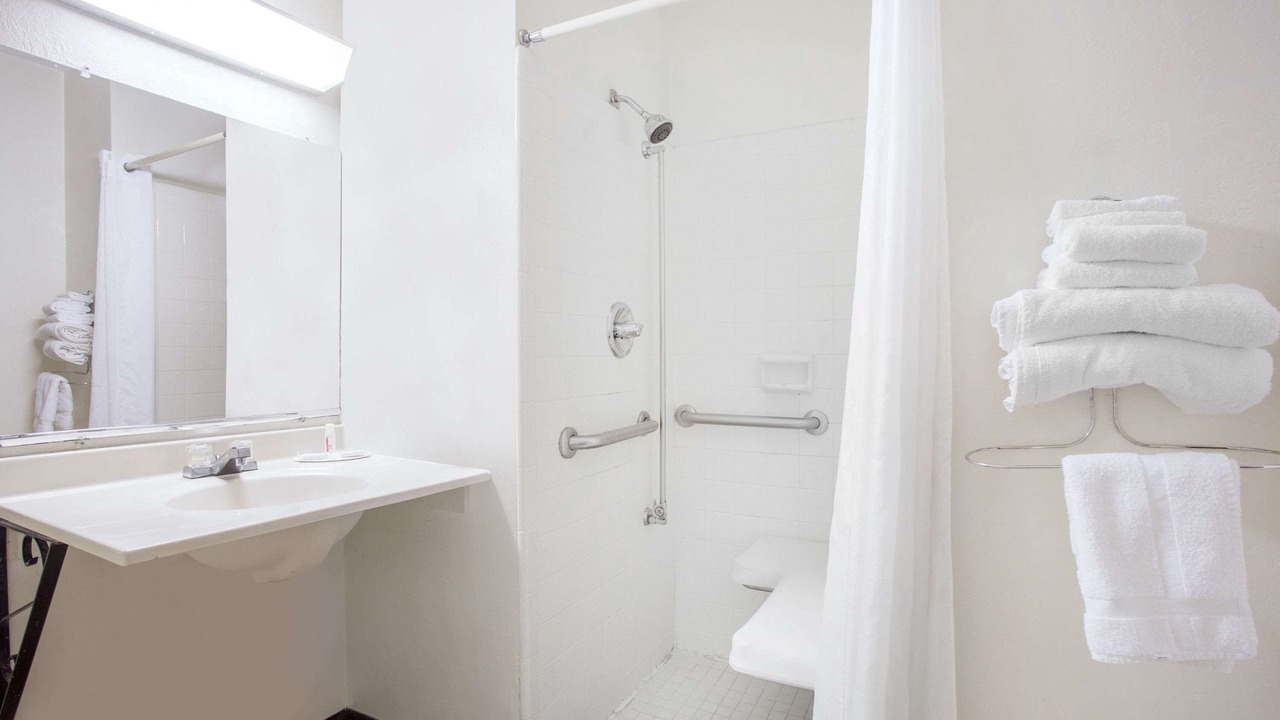 Photo of Bathroom in Warner Robins