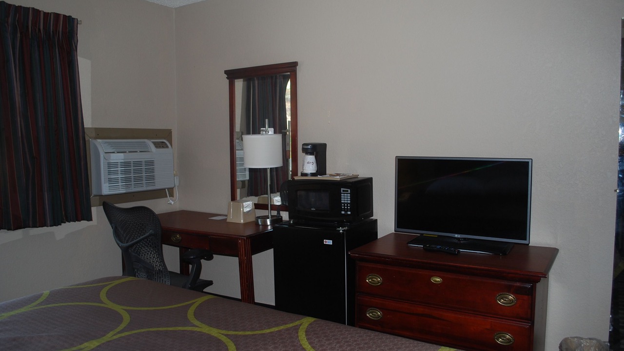 Photo of Livingroom in Warner Robins