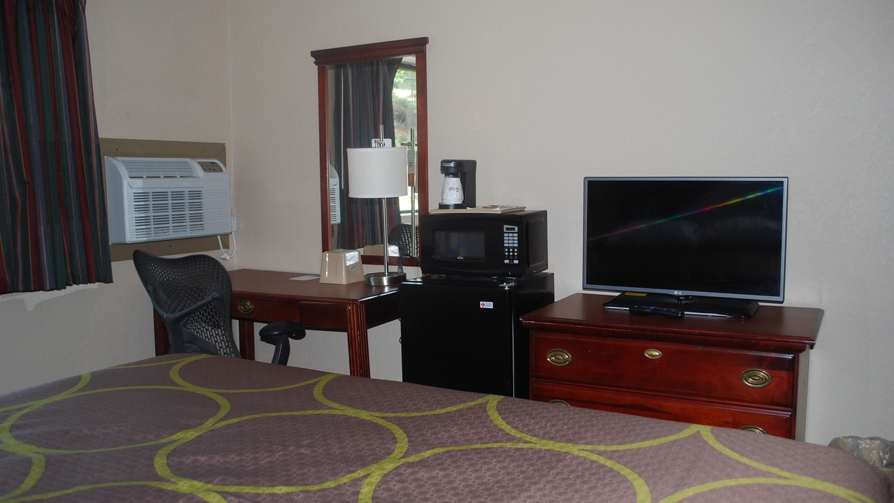 Photo of Bedroom in Warner Robins