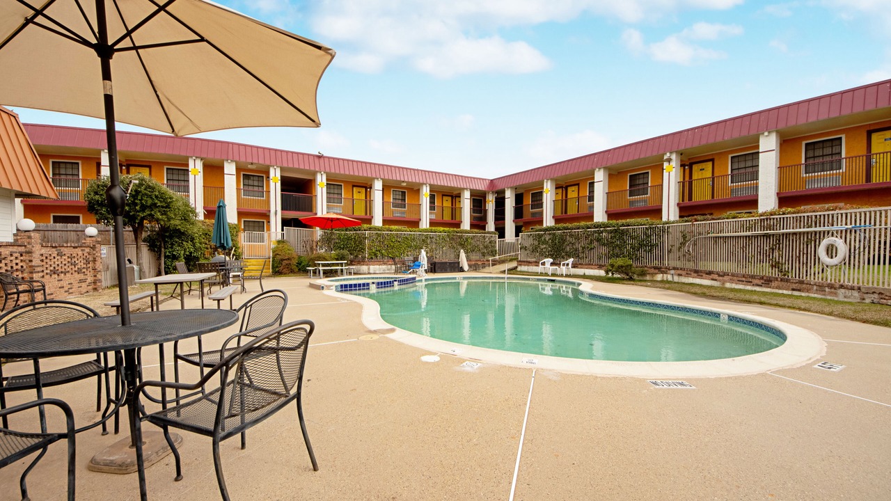 Photo of Outdoor in Southridge