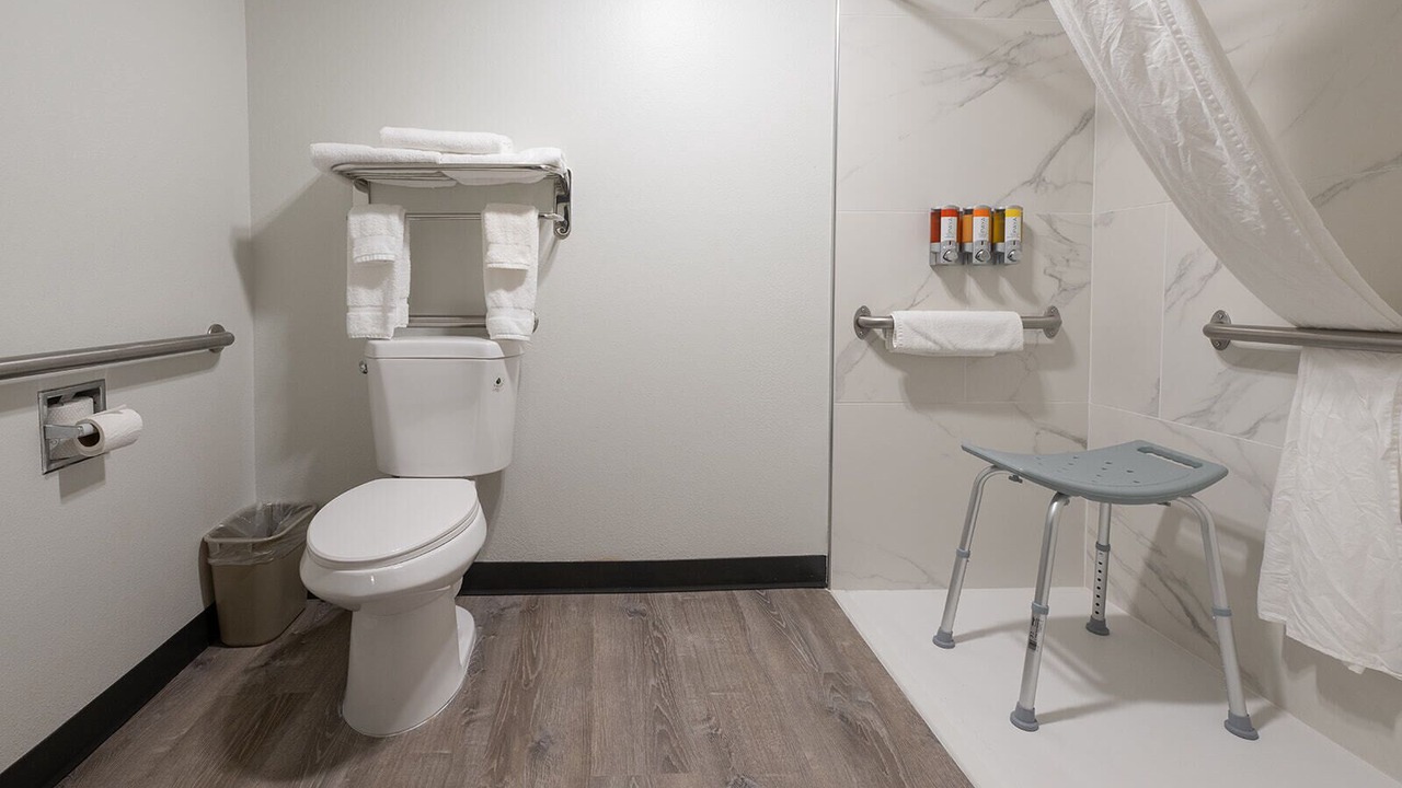 Photo of Bathroom in Chariton