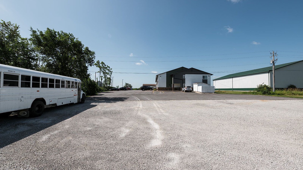 Photo of Others in Chariton