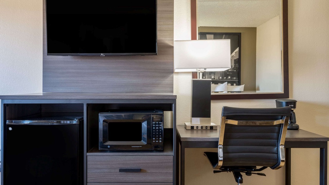 Photo of Others in Clinton