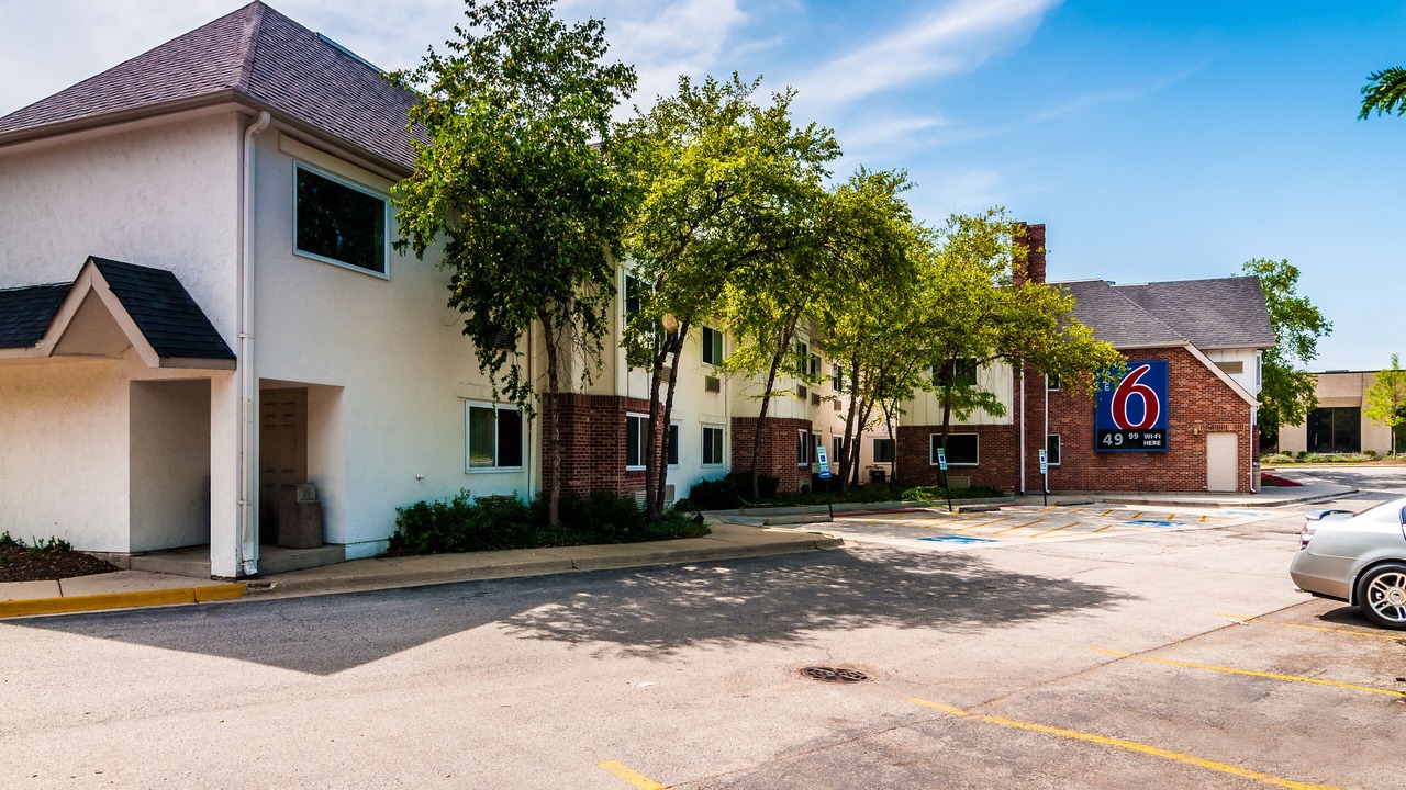Photo of Outdoor in Arlington Heights