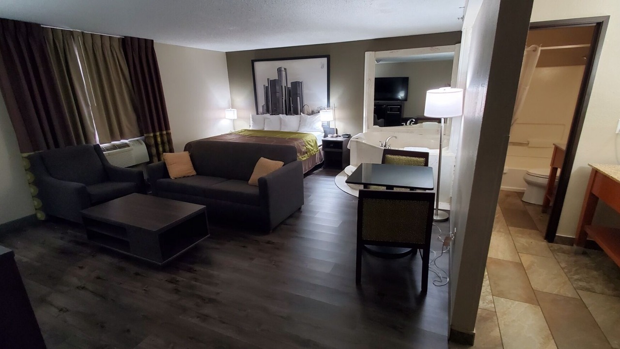 Photo of Bedroom in Sterling Heights