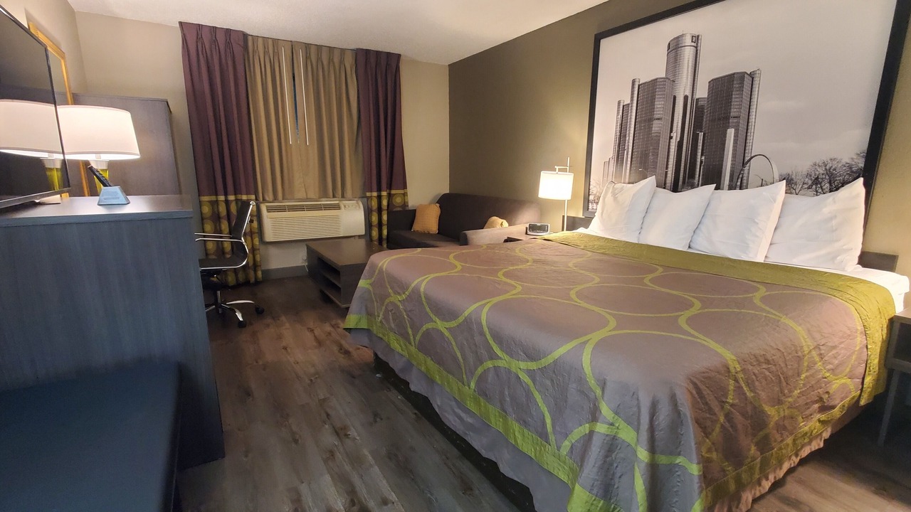 Photo of Bedroom in Sterling Heights