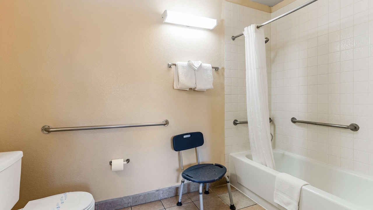 Photo of Bathroom in Madera