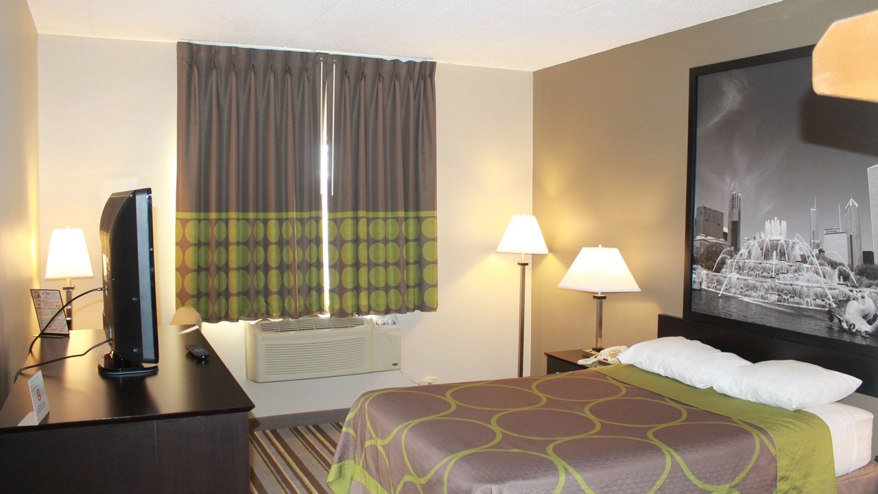 Photo of Bedroom in Bridgeview