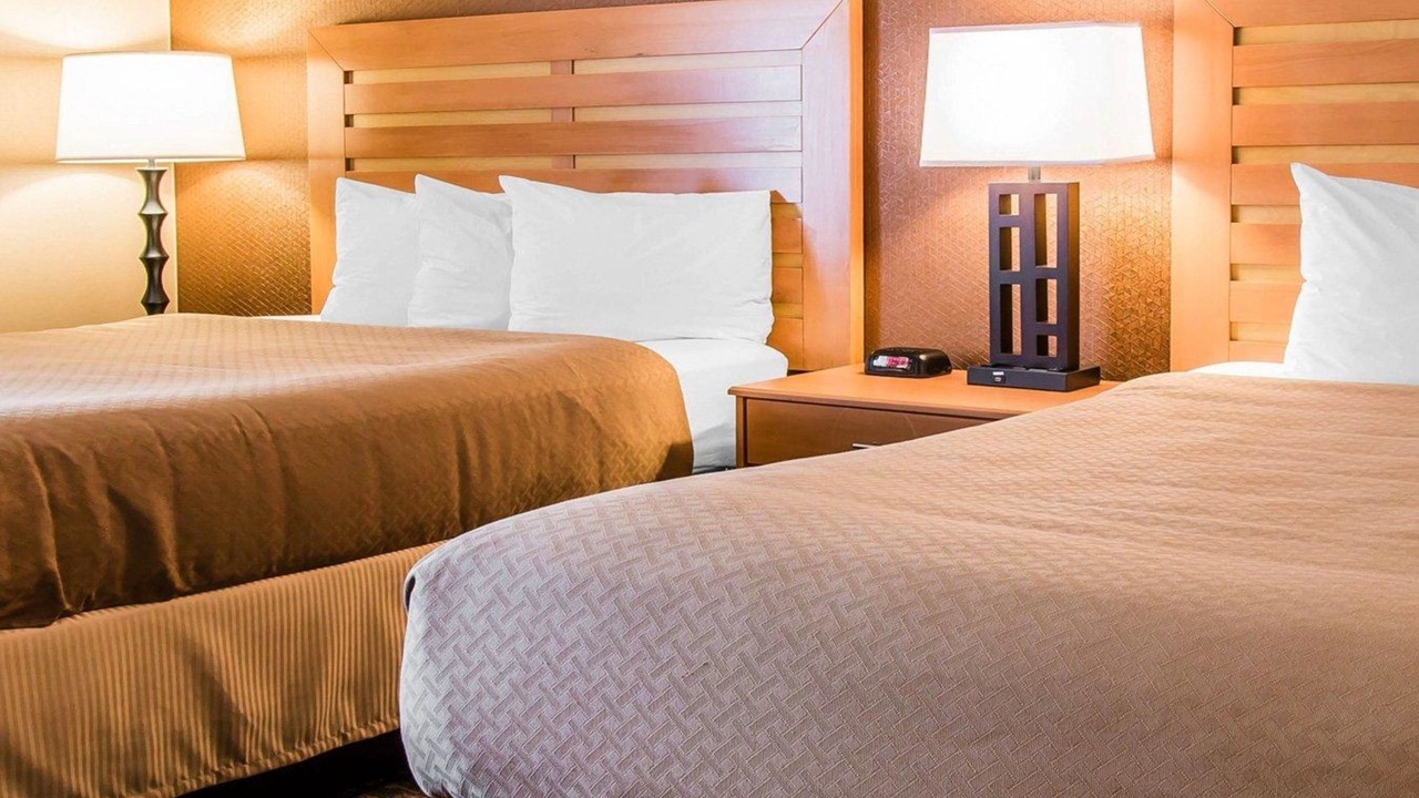 Photo of Bedroom in Warren