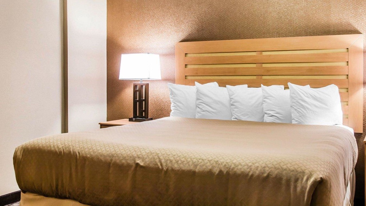 Photo of Bedroom in Warren
