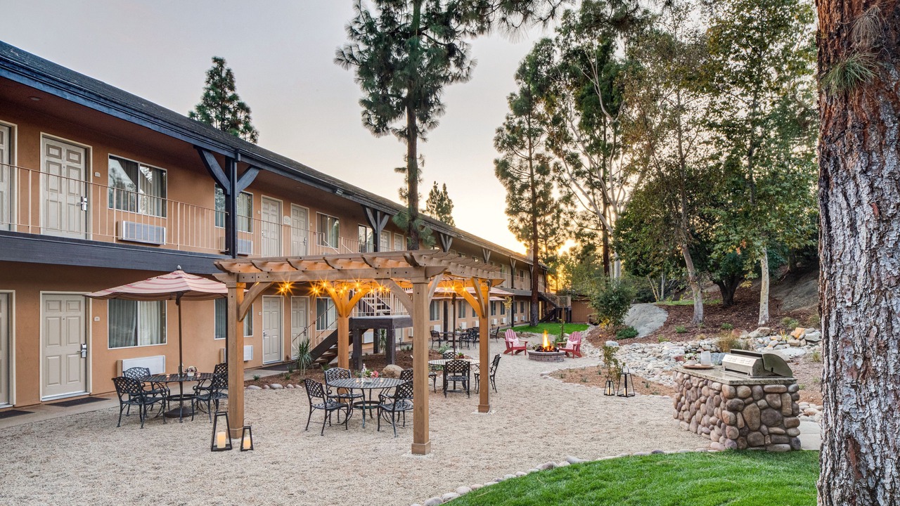 Photo of Patio Balcony in Alpine