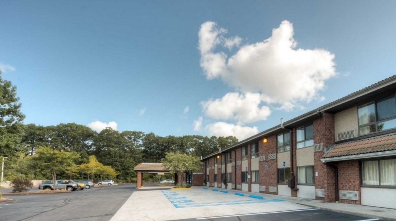 Photo of Outdoor in Branford