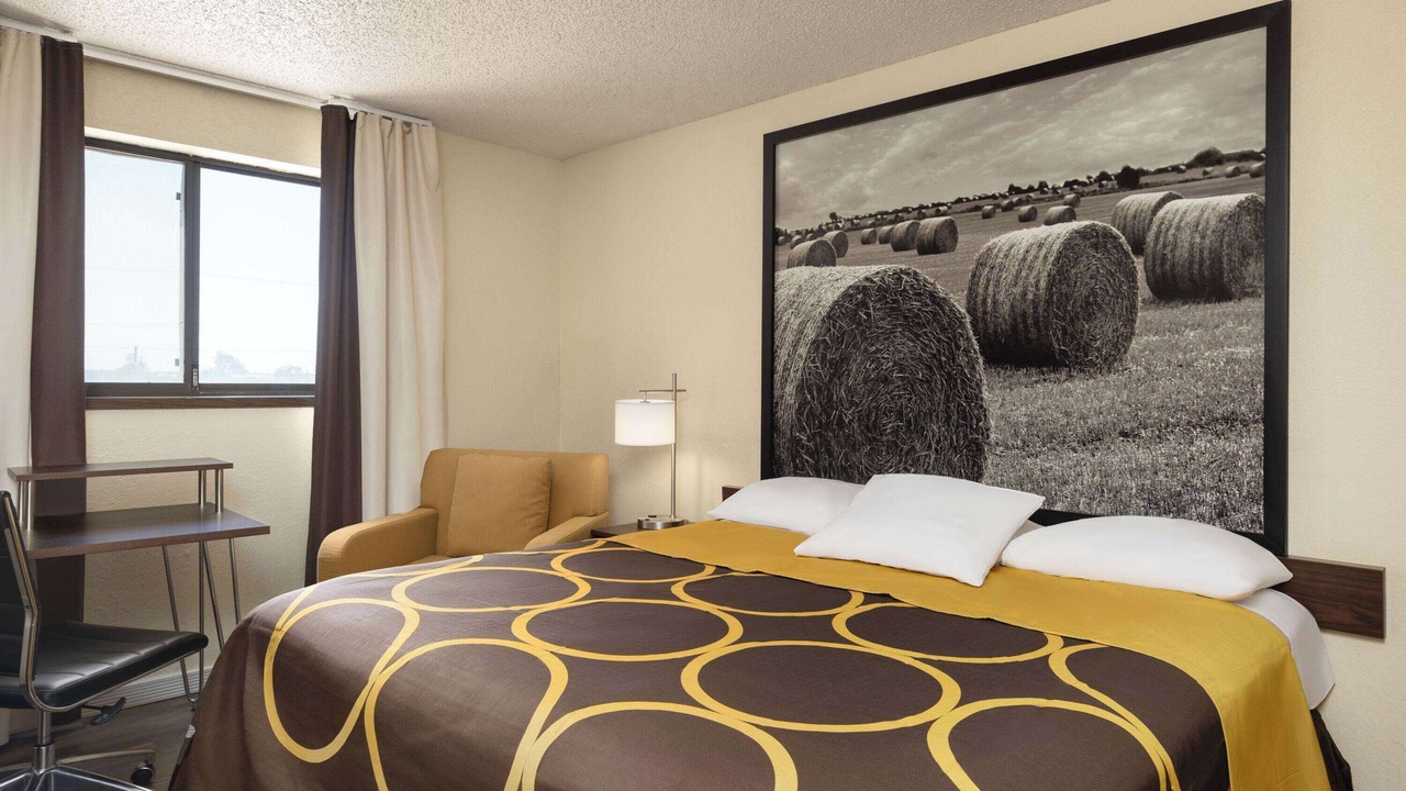 Photo of Bedroom in Dodge City