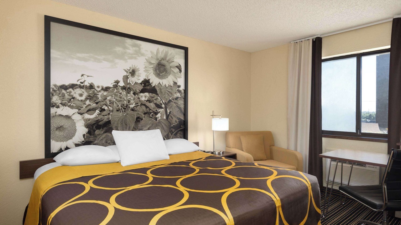 Photo of Bedroom in Dodge City