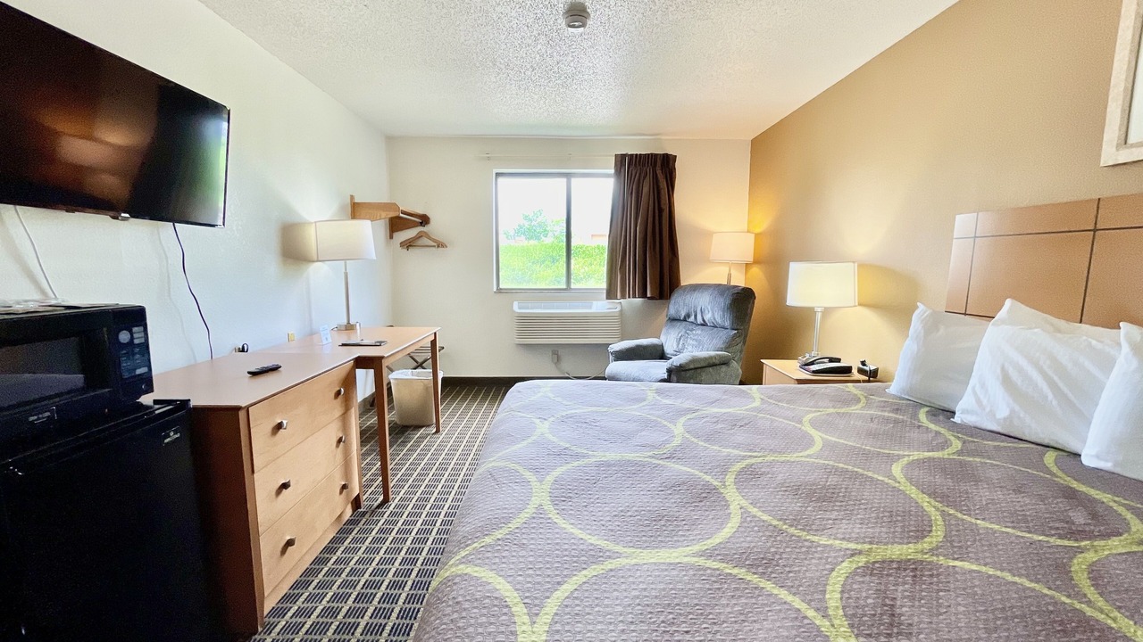 Photo of Bedroom in Quincy