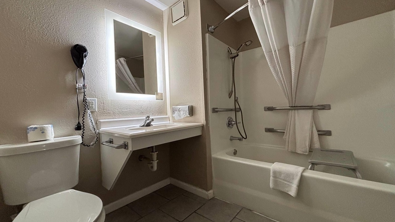 Photo of Bathroom in Alton