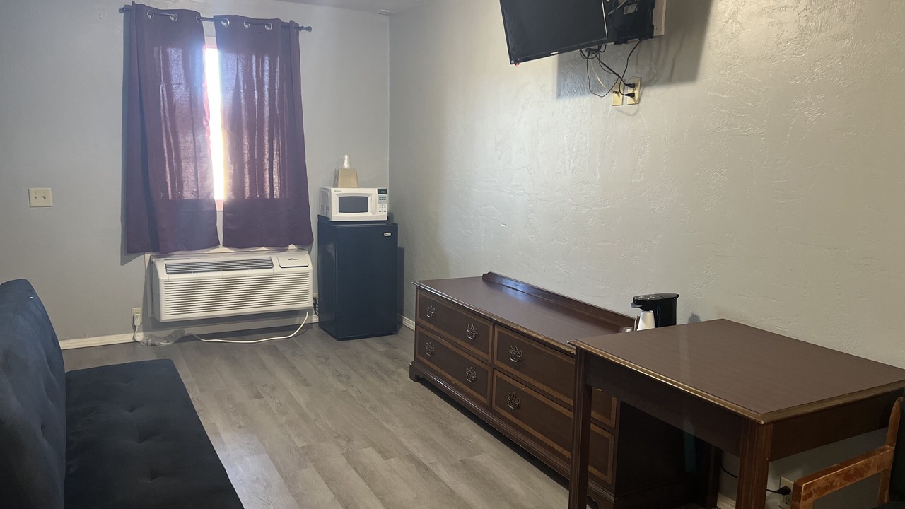 Photo of Bedroom in Greensburg