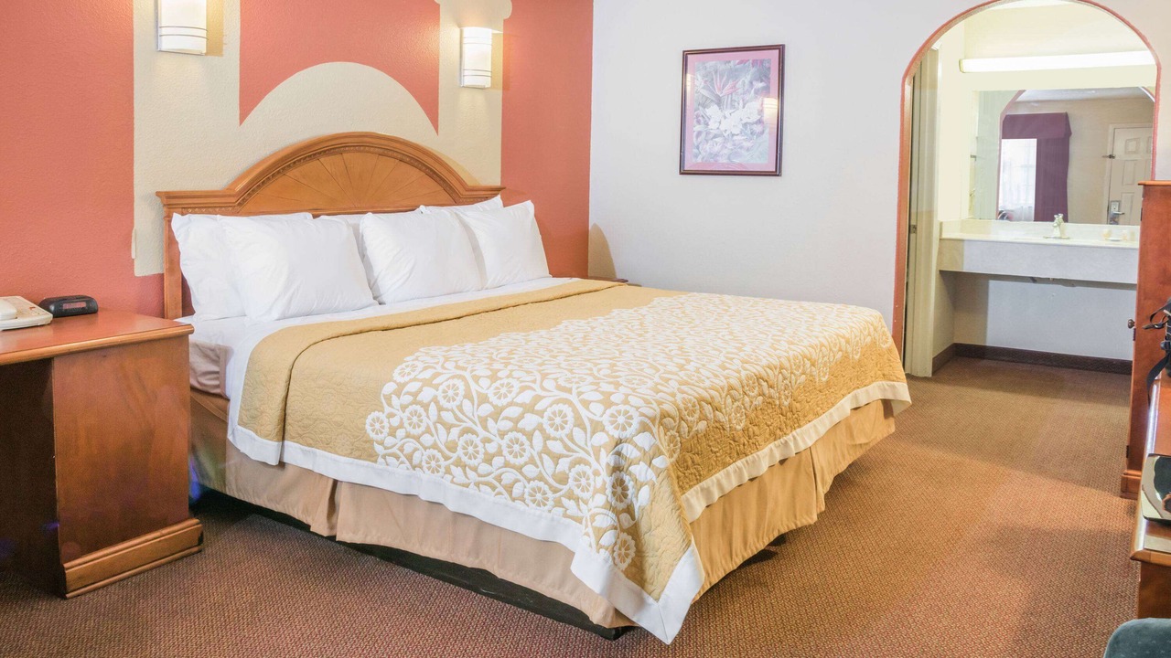 Photo of Bedroom in Bastrop