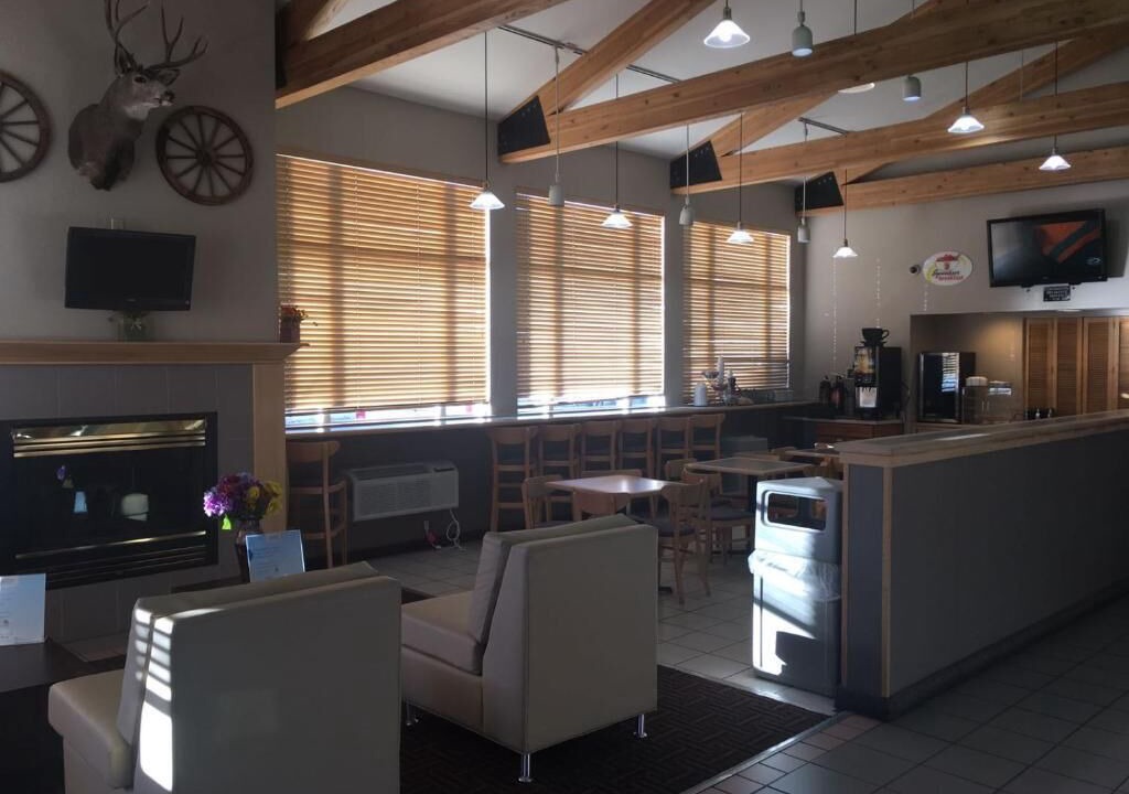 Photo of Others in Helena