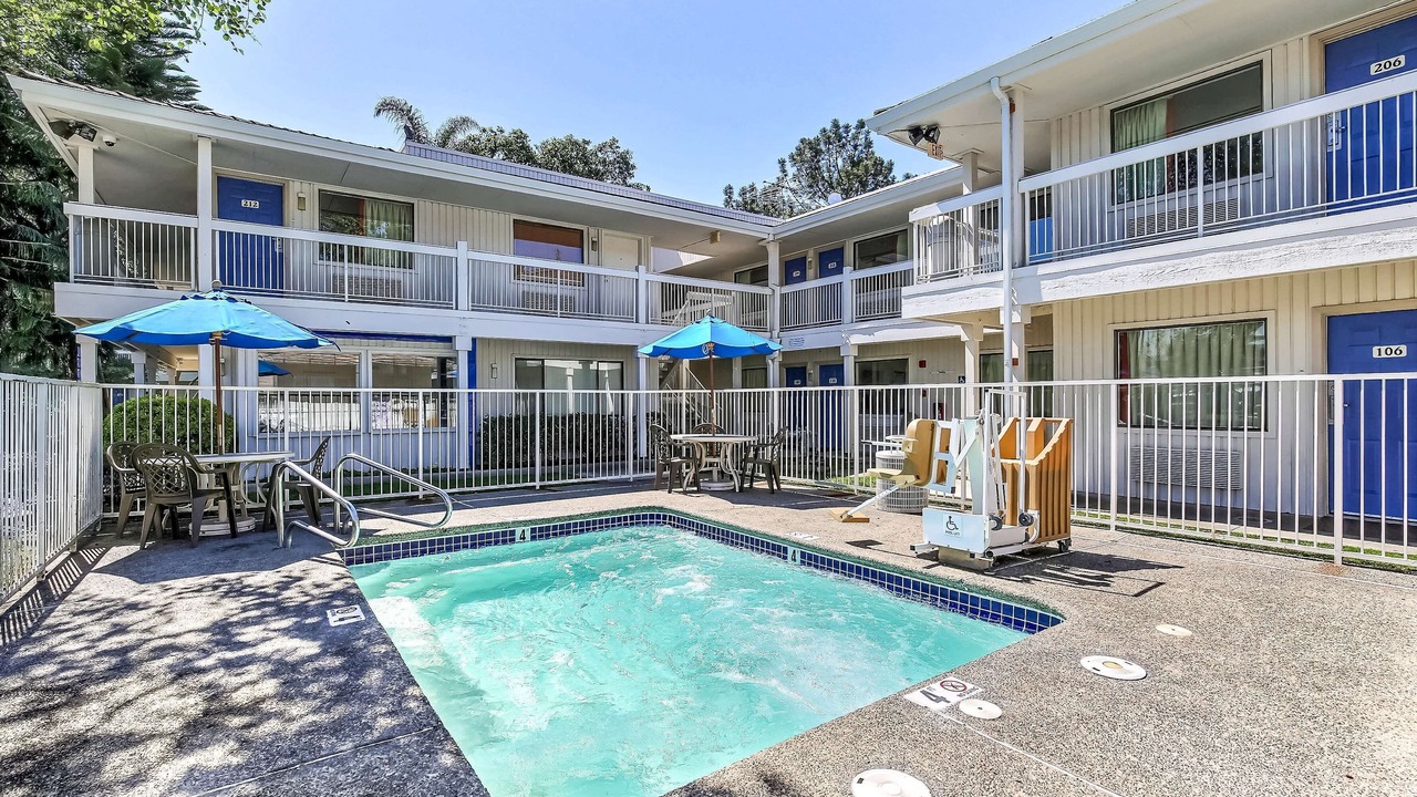 Photo of Outdoor in East Peralta