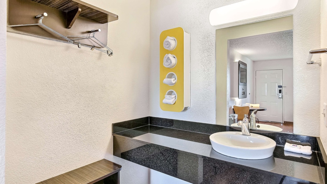 Photo of Others in East Peralta