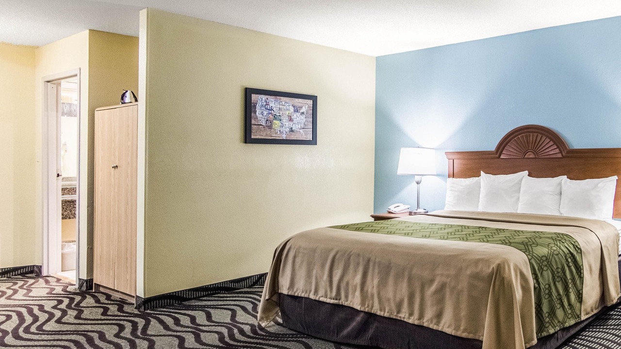 Photo of Others in Darien