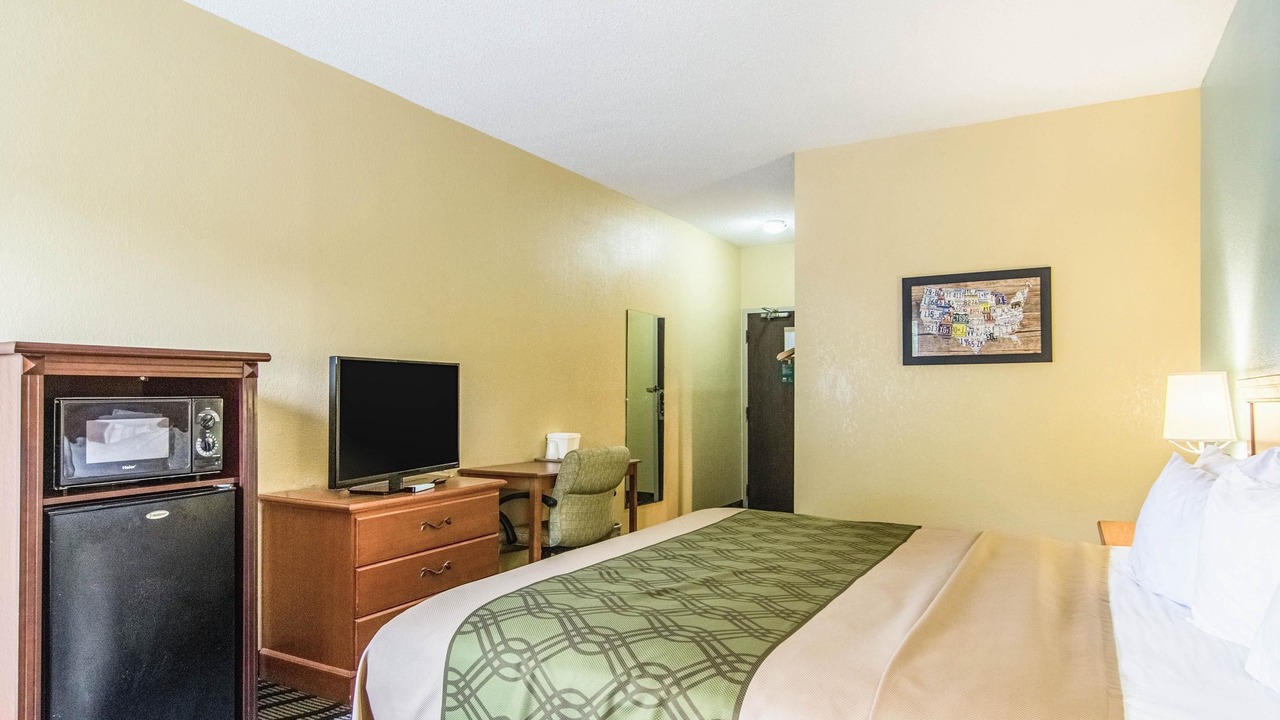 Photo of Others in Darien